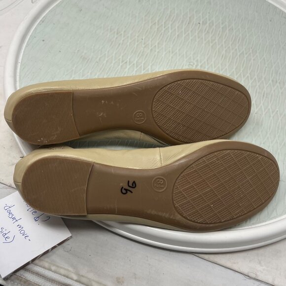 Target Leather Ballet Flats Size 8.5 Comfort Shoes Cream Tan Slip On Round Toe - Picture 5 of 8